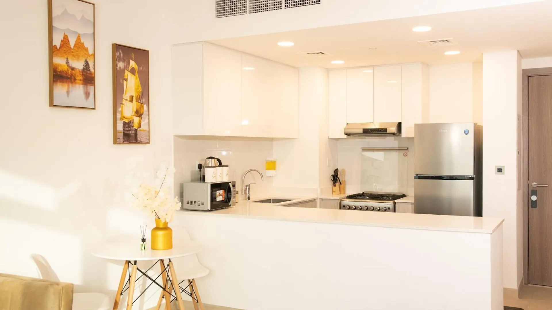Fantastic Studio In The Heart Of Sharjah By Stay Bnb Apartament